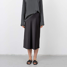 Hana Satin Skirt Black - bild 2