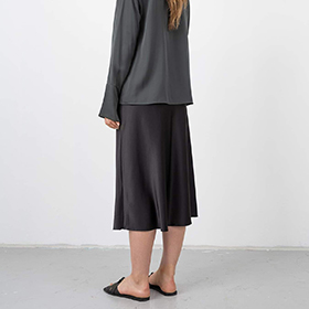 Hana Satin Skirt Black - bild 3