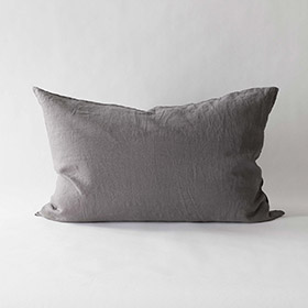 tell-me-more-pillowcase-linen-60x90-dark-grey.jpg